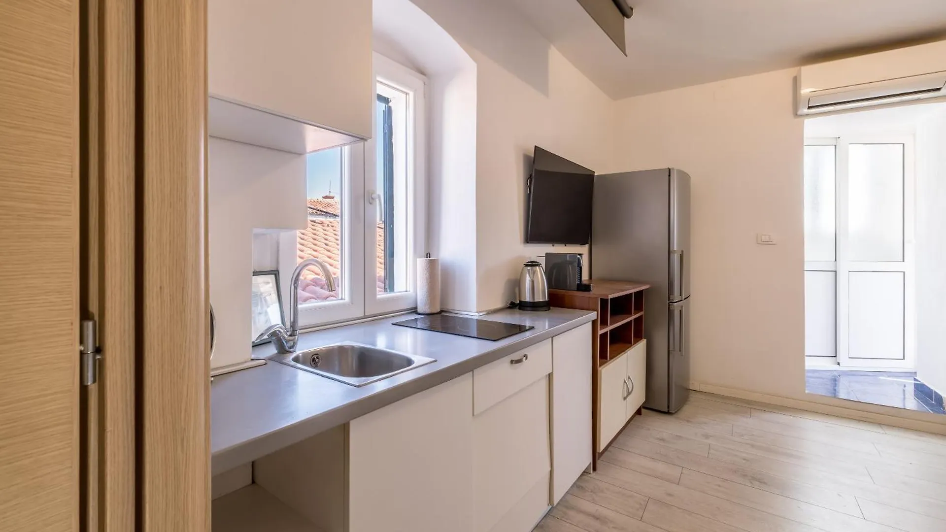 Split Central City Apartment Croácia
